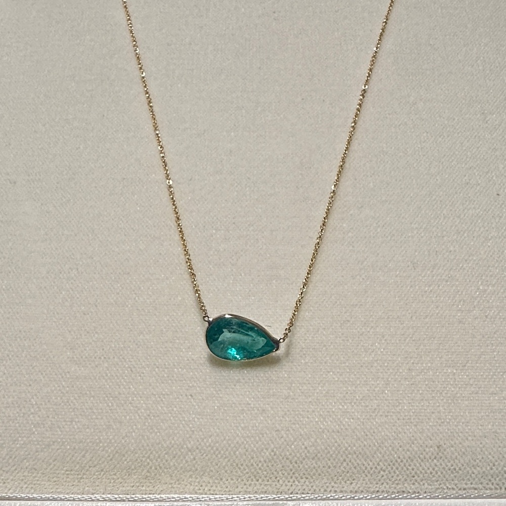 14K Gold Emerald Necklace